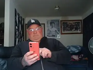 Stripchat Watch Live Sex Cams of KINKYBLUEYES69