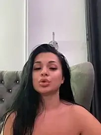 Stripchat Private Sex Chat of KayaGlow