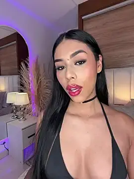 Stripchat Watch Live Sex Cams of Rossie_Blooms