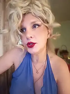 Stripchat Sex Cam of TsPostophere