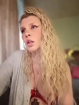 Stripchat Live Sex of TsPostophere