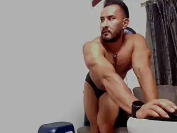 Stripchat Free Live Porn of curt_xxx
