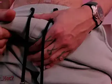 Stripchat Free Porn Cam of happy_hot7