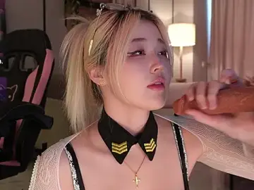 Stripchat Live Porn of hyun_chia