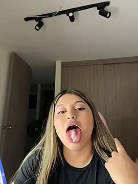 Stripchat Sex Chat of lunablossom_