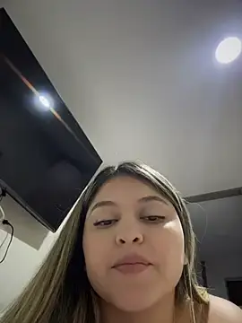 Stripchat Best live sex cam show of lunablossom_
