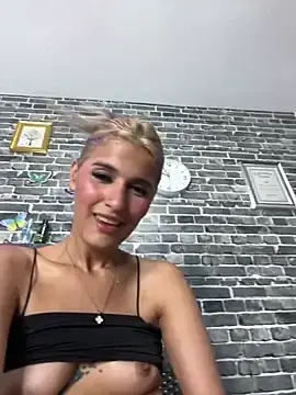 Stripchat Adult Webcams of taty_juts