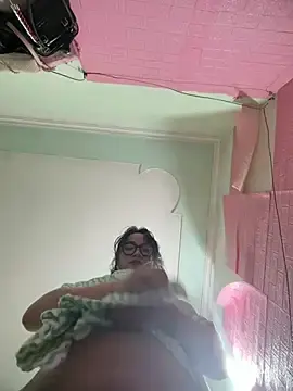Stripchat Live Porn of Emmiuuuu03