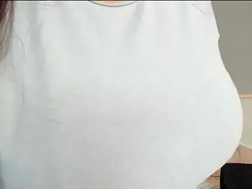 Stripchat Free Porn Cam of NataliaBuiles