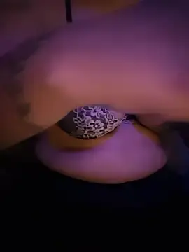 Stripchat Adult Webcam of Sweettinydiamond