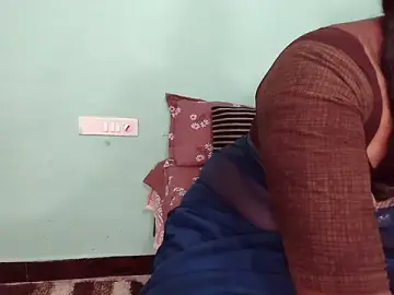 Stripchat Live Sex Cam of shrutitelugu69
