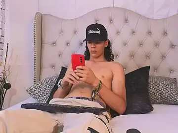 Stripchat Adult Webcam of Abravanel_Sefardi