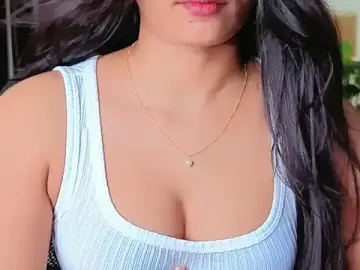 Stripchat Live Sex Cam of WOw_Nisha-
