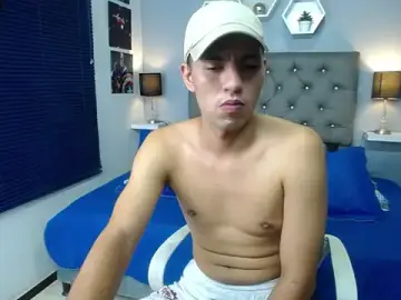 Stripchat Sex Chat of xxx_thesupercum_
