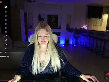 Stripchat Adult Webcam of MariemLui