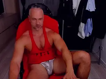 Stripchat Nude Webcam of MarisMuscle