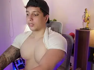Stripchat Live Porn of appolo_allen