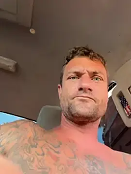 Stripchat Free Live Porn of klownman1