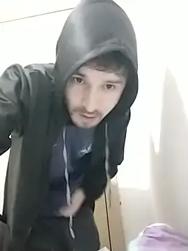Stripchat Free Porn Cam of Joelcio19cm