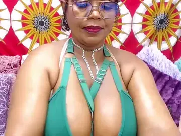 Stripchat Adult Webcam of MATURExxxASS