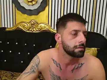 Stripchat Free Porn Cam of TommyDum