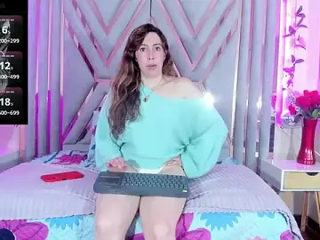 Stripchat Live Sex Cam of hada_russo