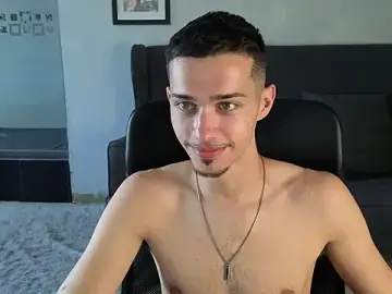 Stripchat Live Sex of KaydenDrew