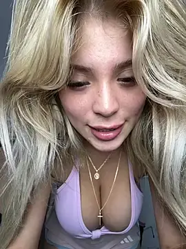 Stripchat Live Sex of _Alicee_1