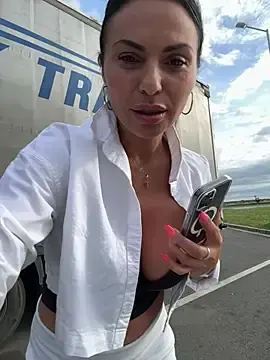 Stripchat Free Porn Cam of KimKelly13