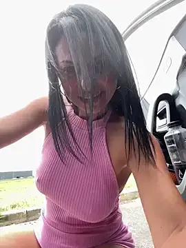 Stripchat Live Sex Cam of KimKelly13