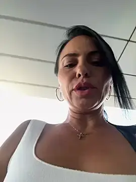 Stripchat Adult Webcam of KimKelly13