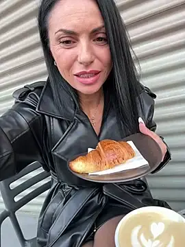 Stripchat Sex Chat of KimKelly13