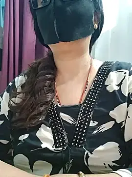 Stripchat Sex Chat of Aishwaryaa_69