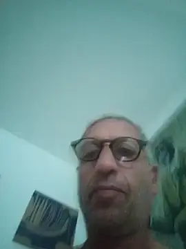 Stripchat Live Sex Cam of ArsenioL
