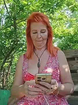 Stripchat Watch Live Sex Cams of CassandraSandra44