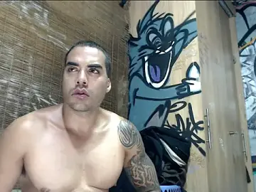 Stripchat Adult Video Chat of Justin_Frank