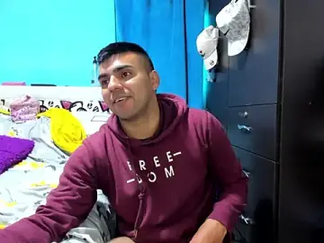 Stripchat Nude Webcam of LazyandSniffer28