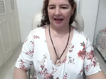 Stripchat Free Porn Cam of leonela_69