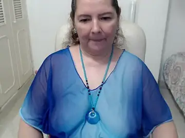 Stripchat Adult Webcam of leonela_69