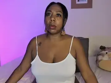 Stripchat Nude Webcam of IsabellaaSmith