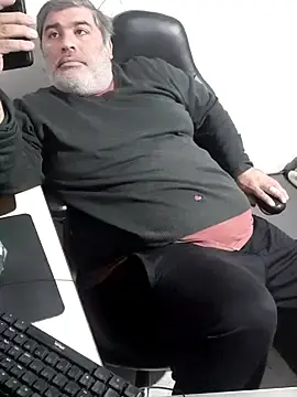 Stripchat Adult Webcam of 12Paradarte