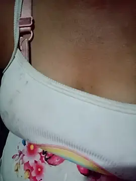 Stripchat Free Porn Cam of Chin-ni