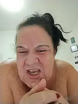 Stripchat Watch Live Sex Cams of YayaMineira