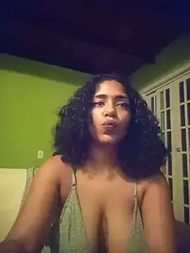 Stripchat Free Porn Cam of savanahottie