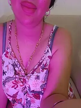 Stripchat Adult Webcam of Queen_sousou