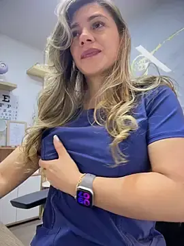 Stripchat Watch Live Sex Cams of alicee16