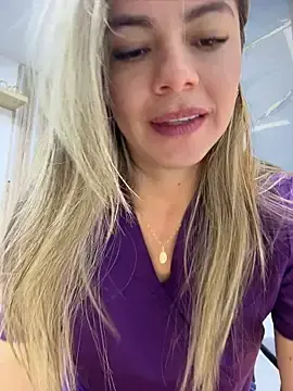 Stripchat Sex Cam of alicee16