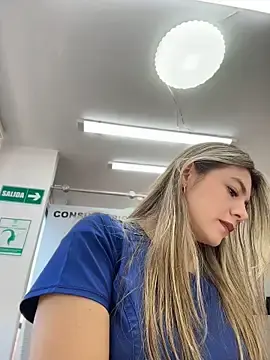 Stripchat Free Porn Cam of alicee16