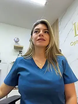 Stripchat Live Sex of alicee16