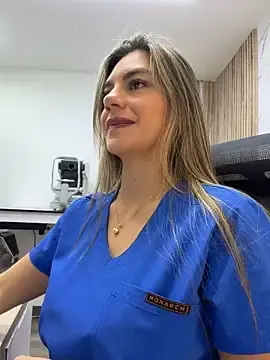 Stripchat Free Porn Cam of alicee16